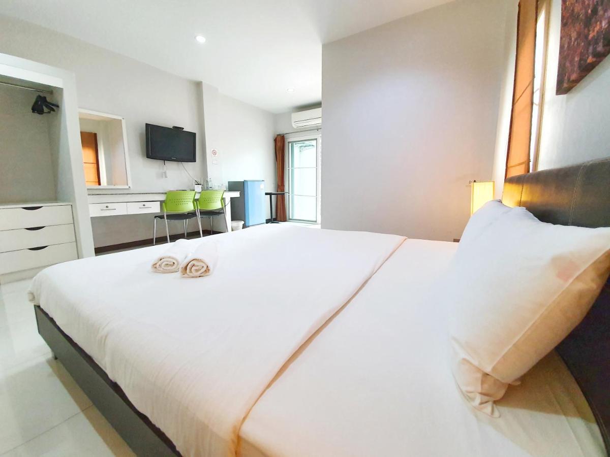 Appartement Orchid Surin Extérieur photo